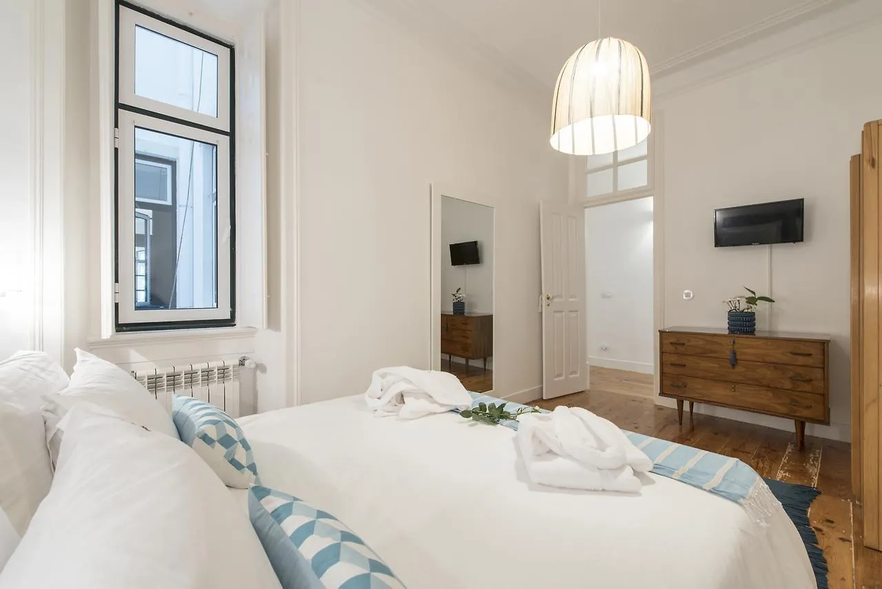 Bed & Breakfast Lisbon Inn Lapa Suites