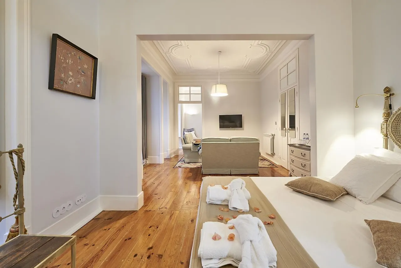 Lisbon Inn Lapa Suites Bed & Breakfast